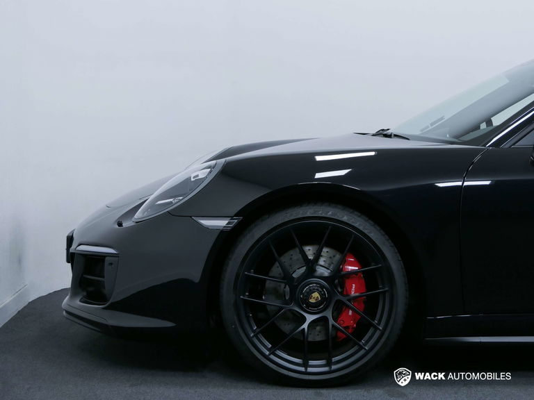 Porsche 991.2 Carrera GTS