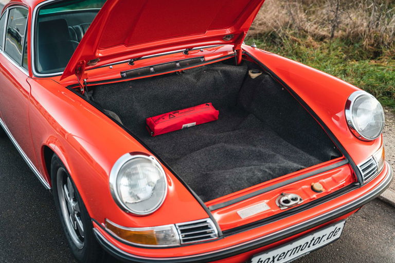 Porsche 911 T