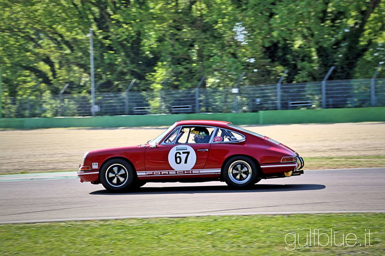 Porsche 911 S (F-Modell)