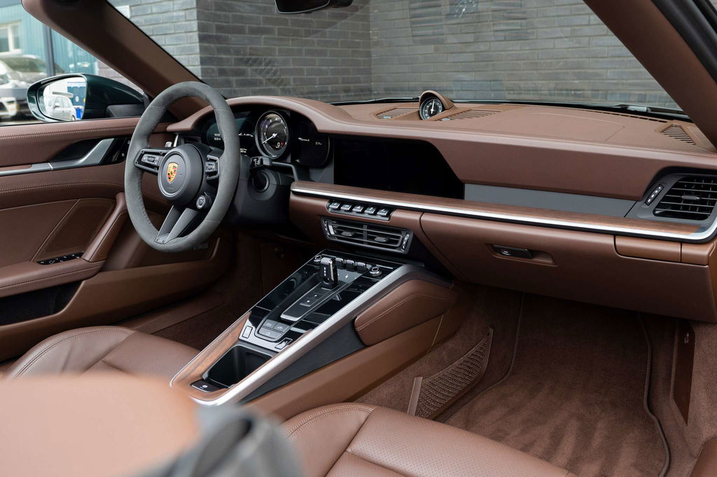 Porsche 992 Carrera S