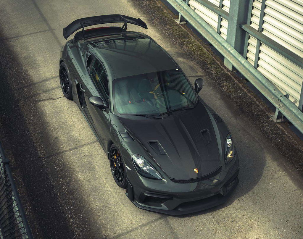 Porsche 718 Cayman GT4 RS
