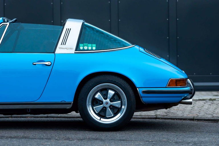 Porsche 911 T