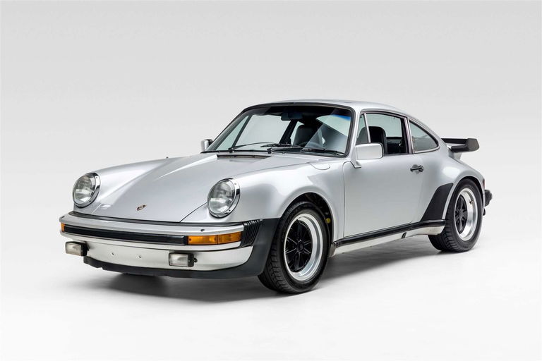 Porsche 911 Turbo 3.3 