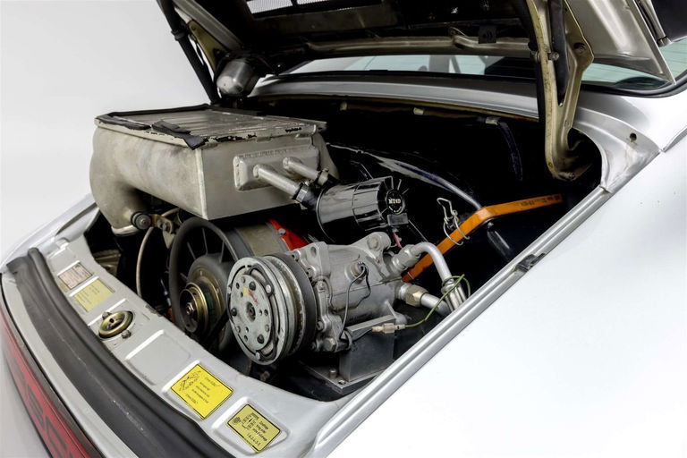 Porsche 911 Turbo 3.3 (US)