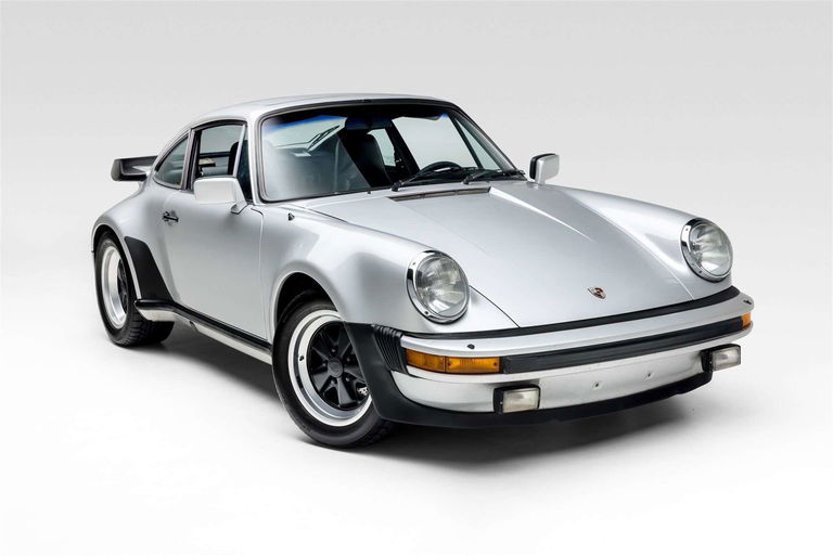 Porsche 911 Turbo 3.3 (US)