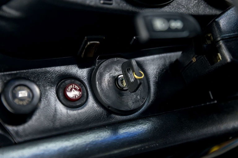 Porsche 911 Turbo 3.3 (US)