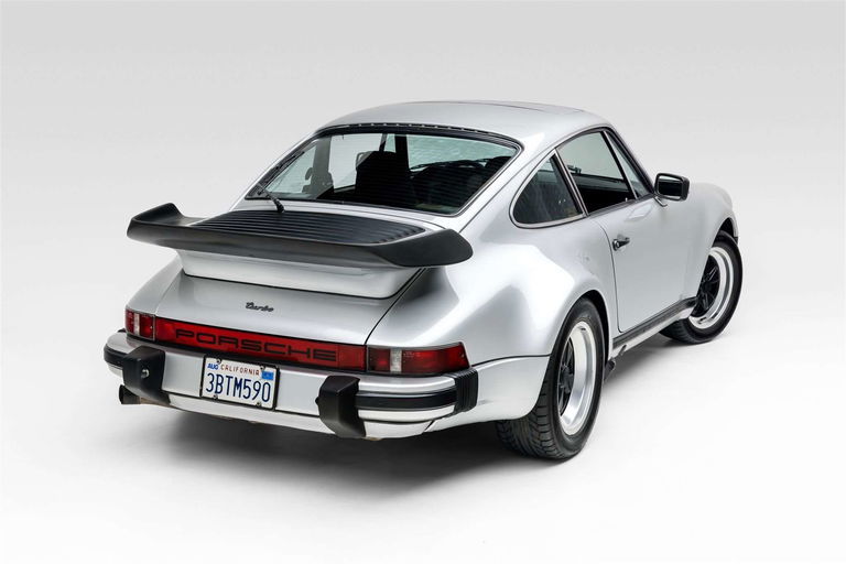 Porsche 911 Turbo 3.3 (US)