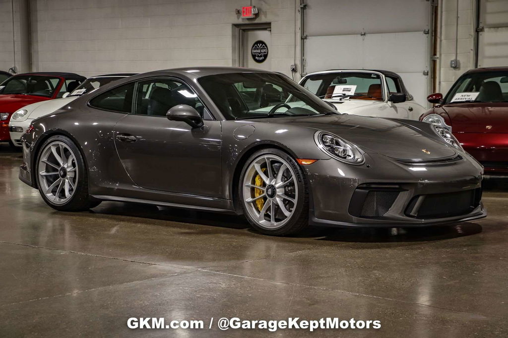 2018-porsche-911-gt3-touring-for-sale