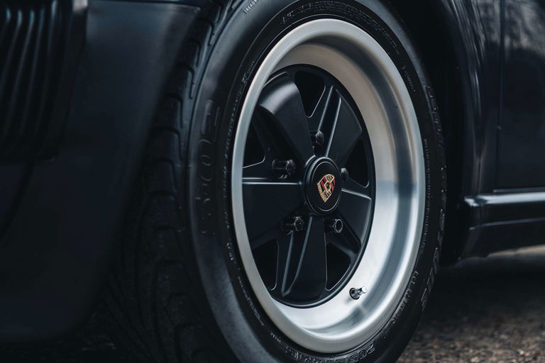 Porsche 911 Turbo 3.3