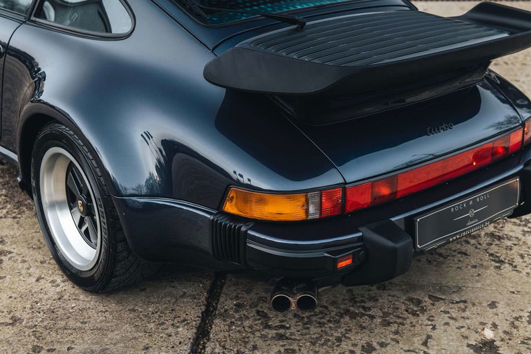 Porsche 911 Turbo 3.3