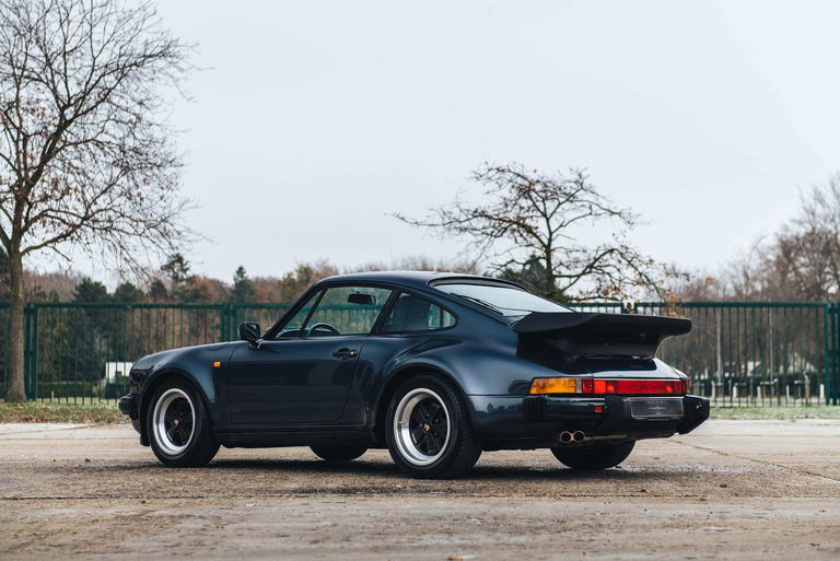 Porsche 911 Turbo 3.3