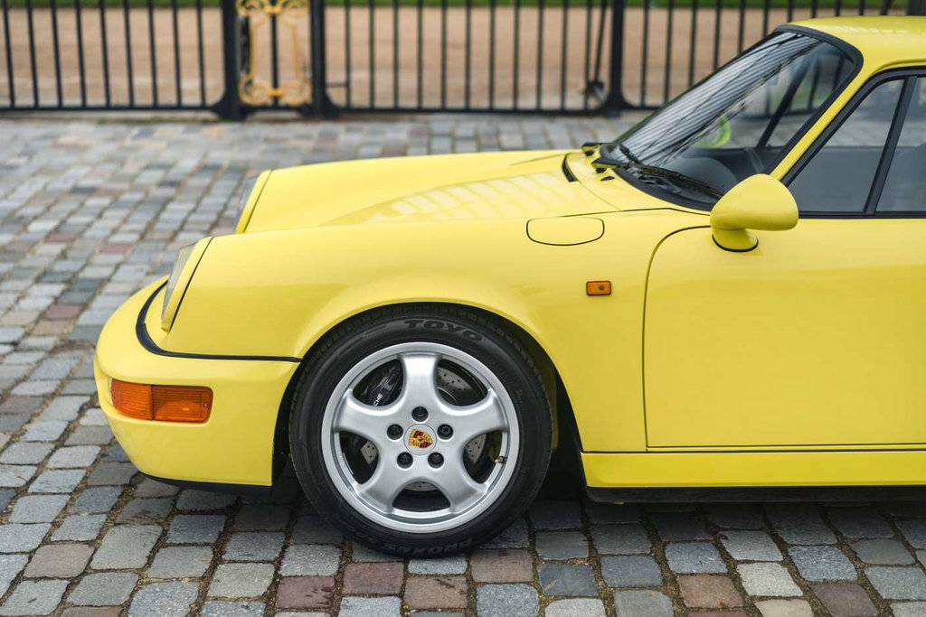 Porsche 964 Carrera RS