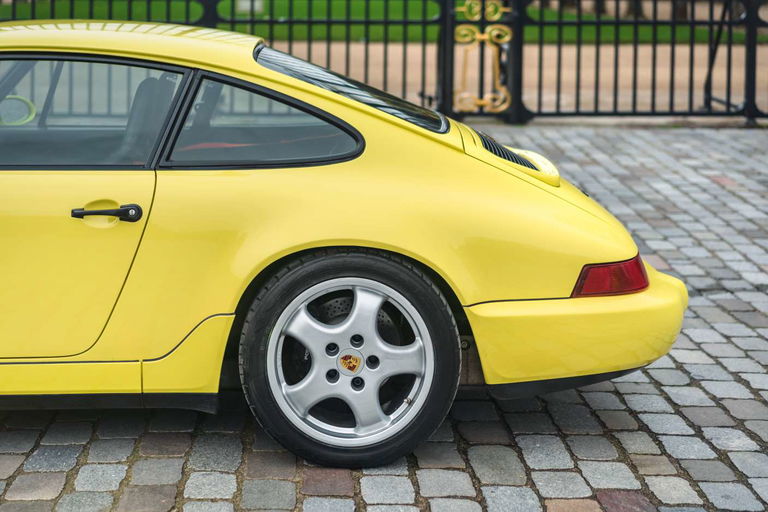 Porsche 964 Carrera RS