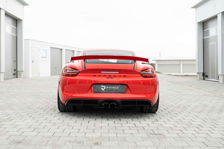 Porsche 981 Cayman GT4