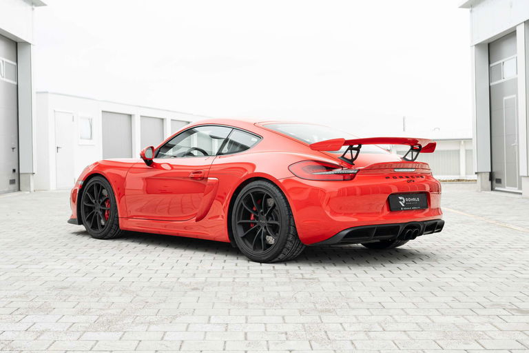 Porsche 981 Cayman GT4