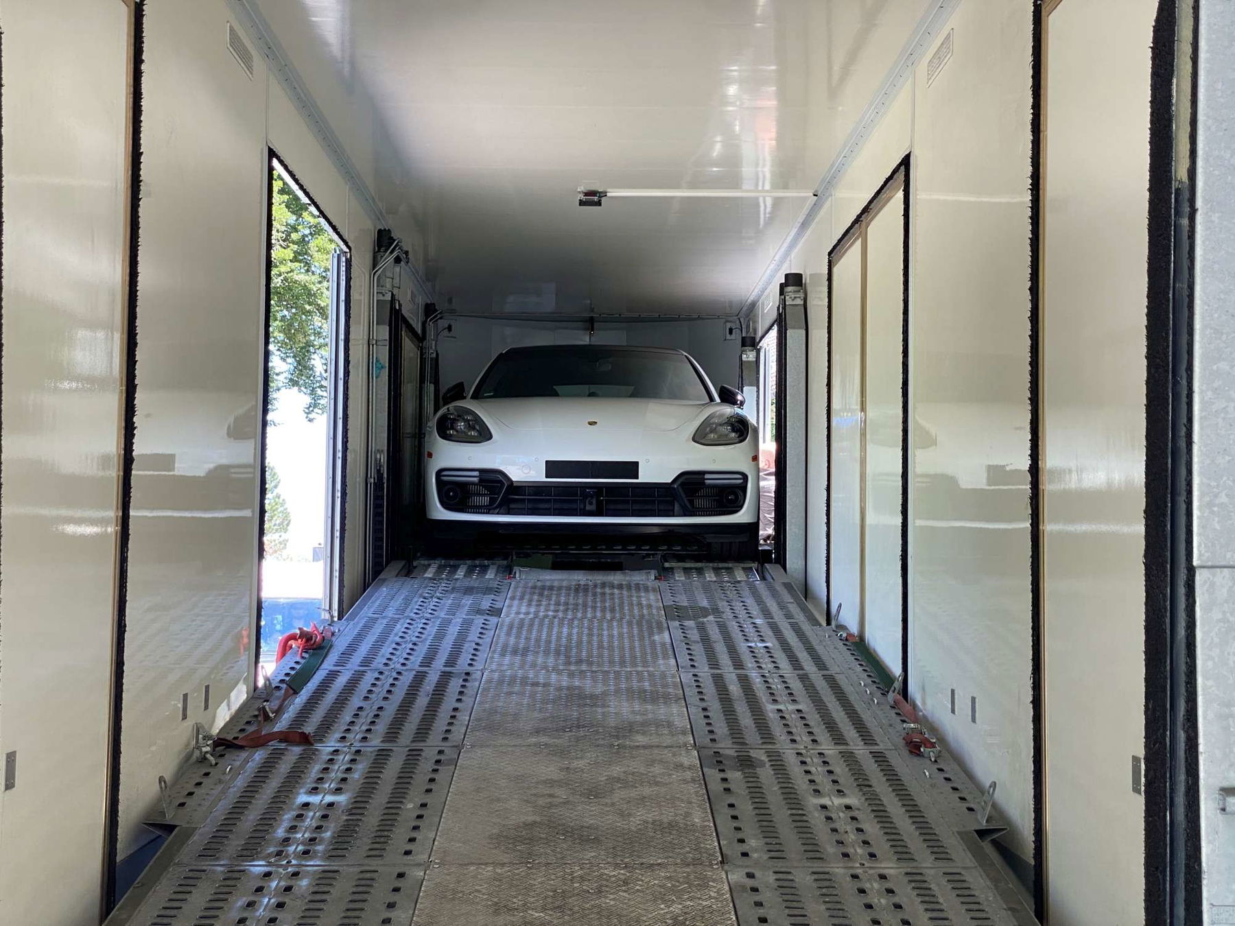 Auto-Import Porsche Speedster / carshipping / car import