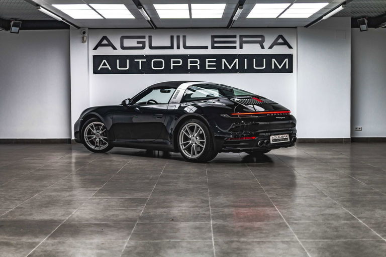 Porsche 992 Targa 4
