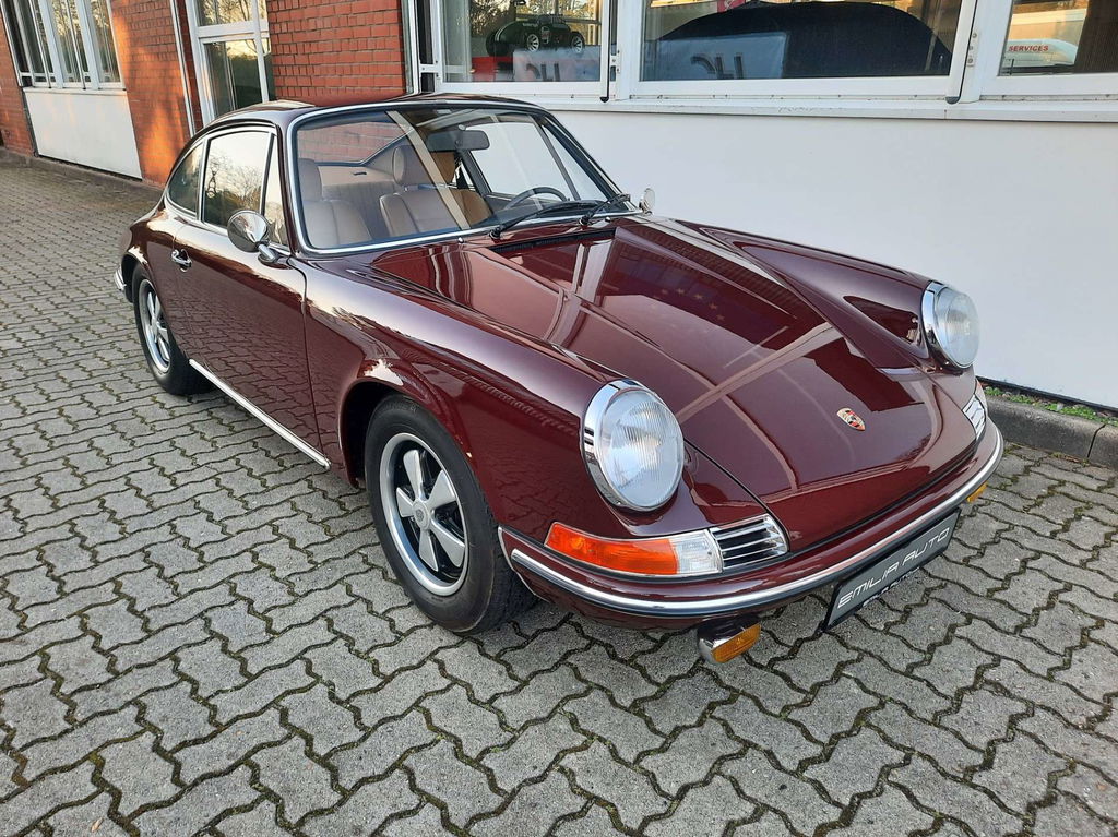 Porsche 911 T