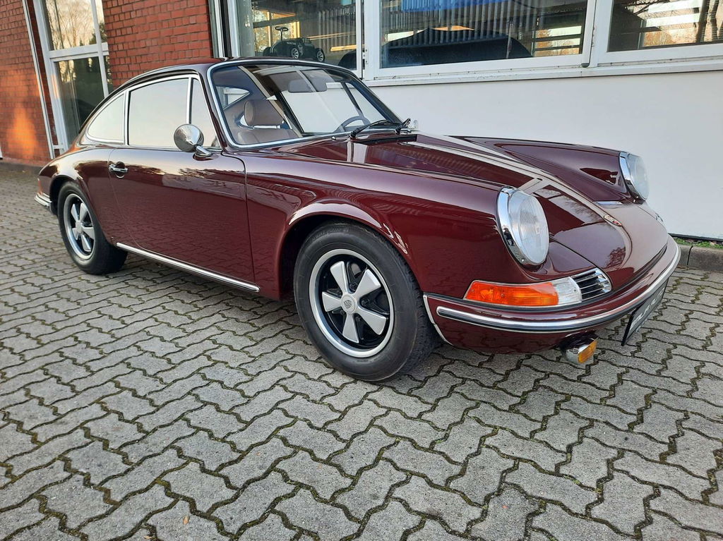 Porsche 911 T
