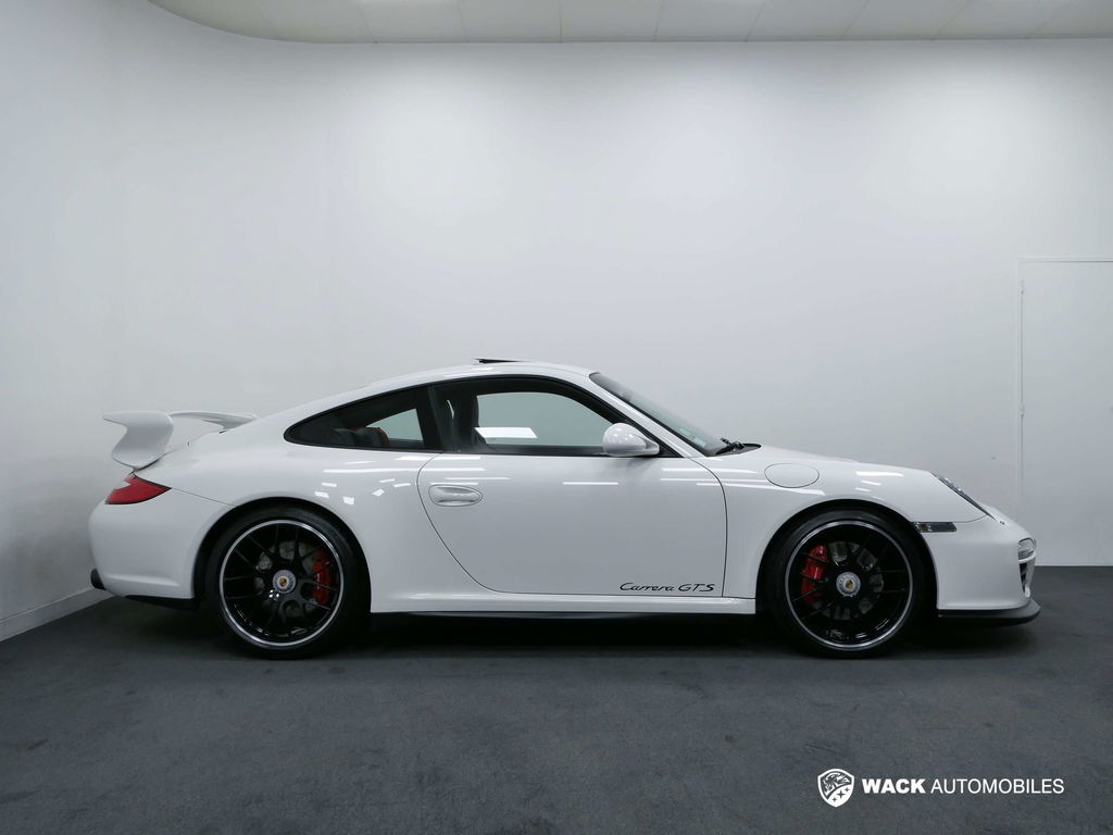 Porsche 997.2 Carrera GTS