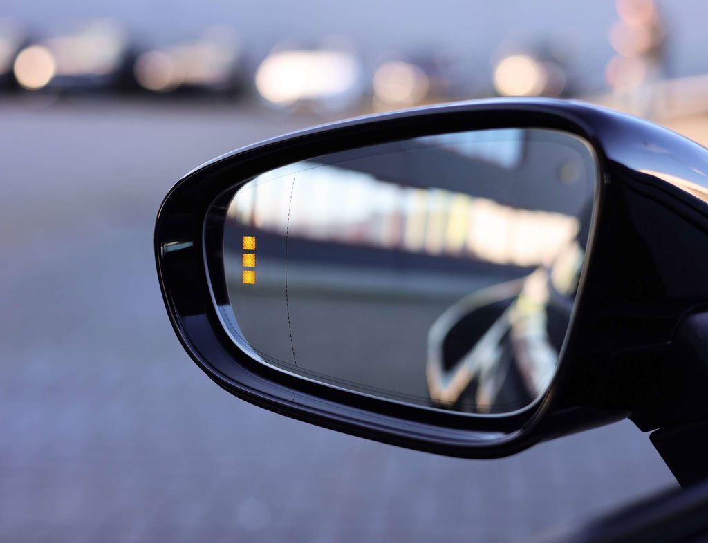 Porsche 992 Carrera 4 GTS
