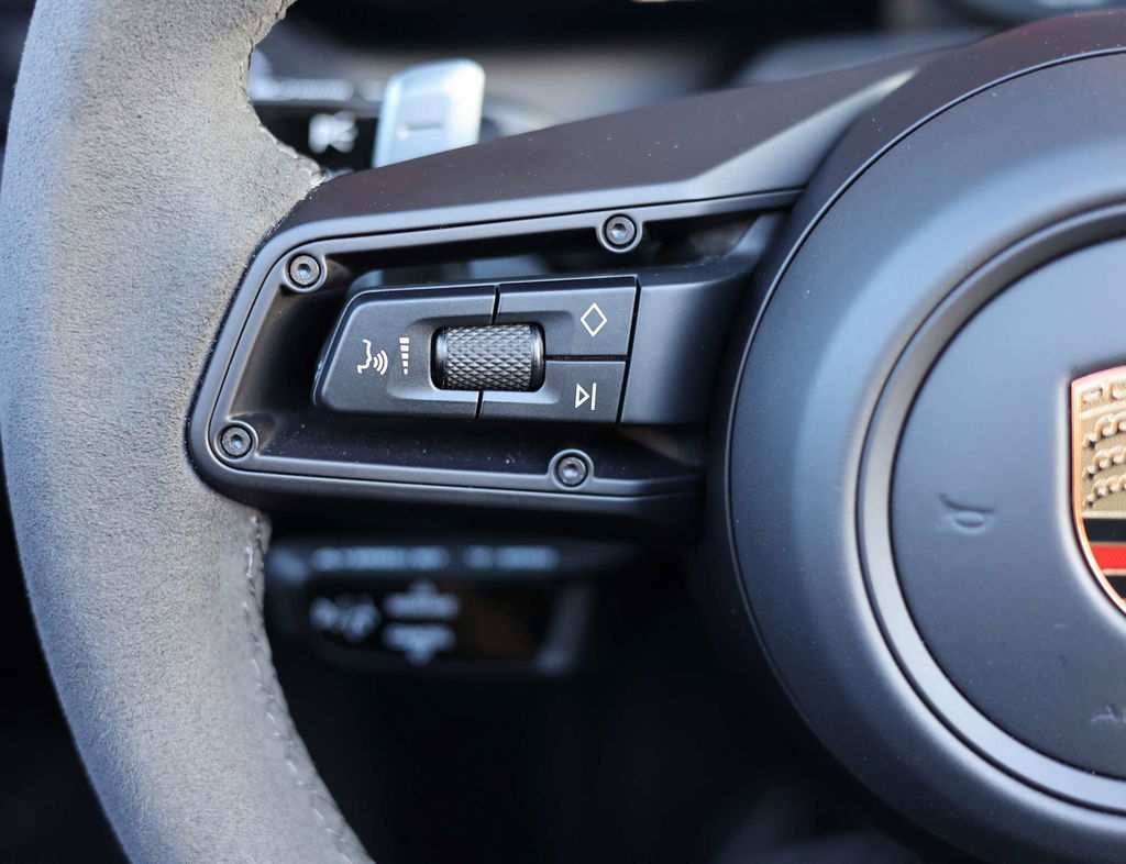 Porsche 992 Targa 4 GTS