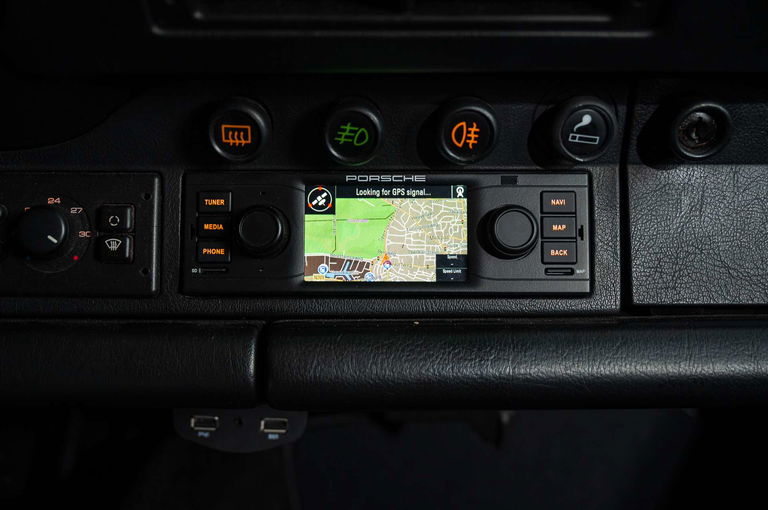 Porsche 964 Carrera 4