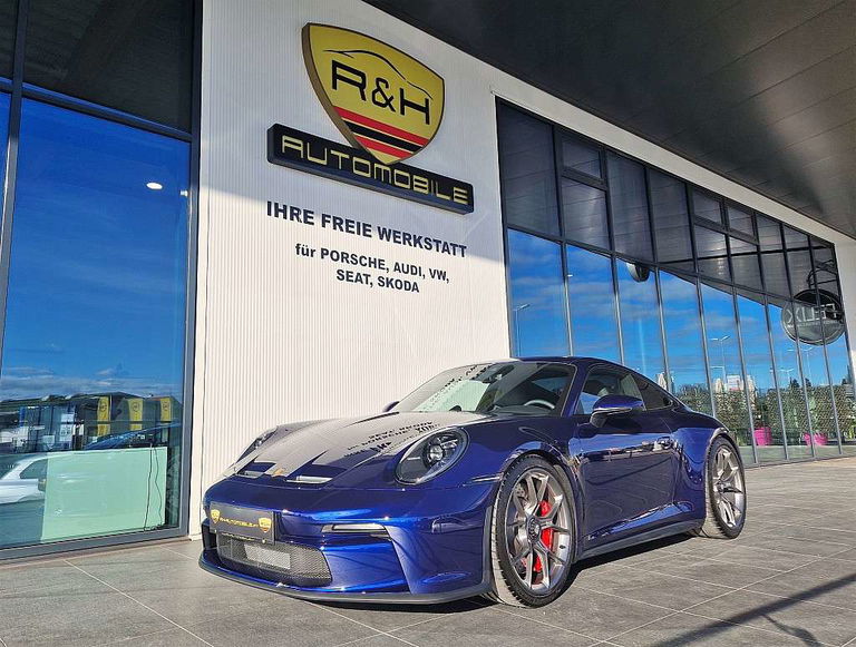 Porsche 992 GT3 Touring