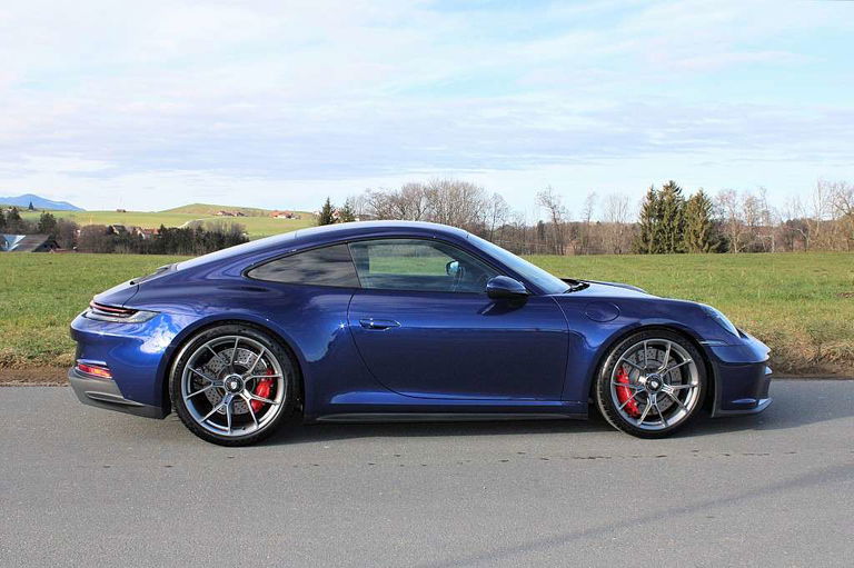 Porsche 992 GT3 Touring