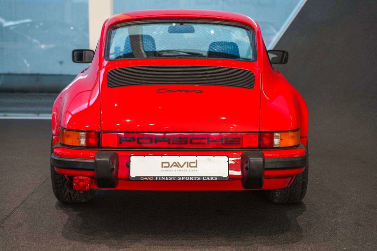 Porsche 911 Carrera 3.2