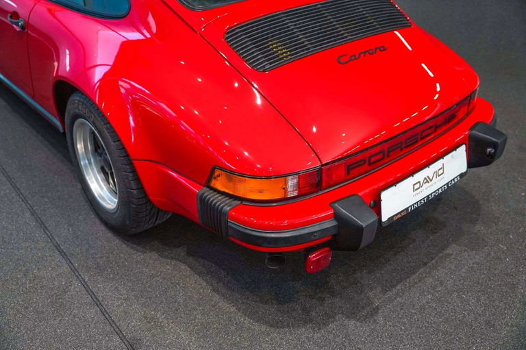 Porsche 911 Carrera 3.2