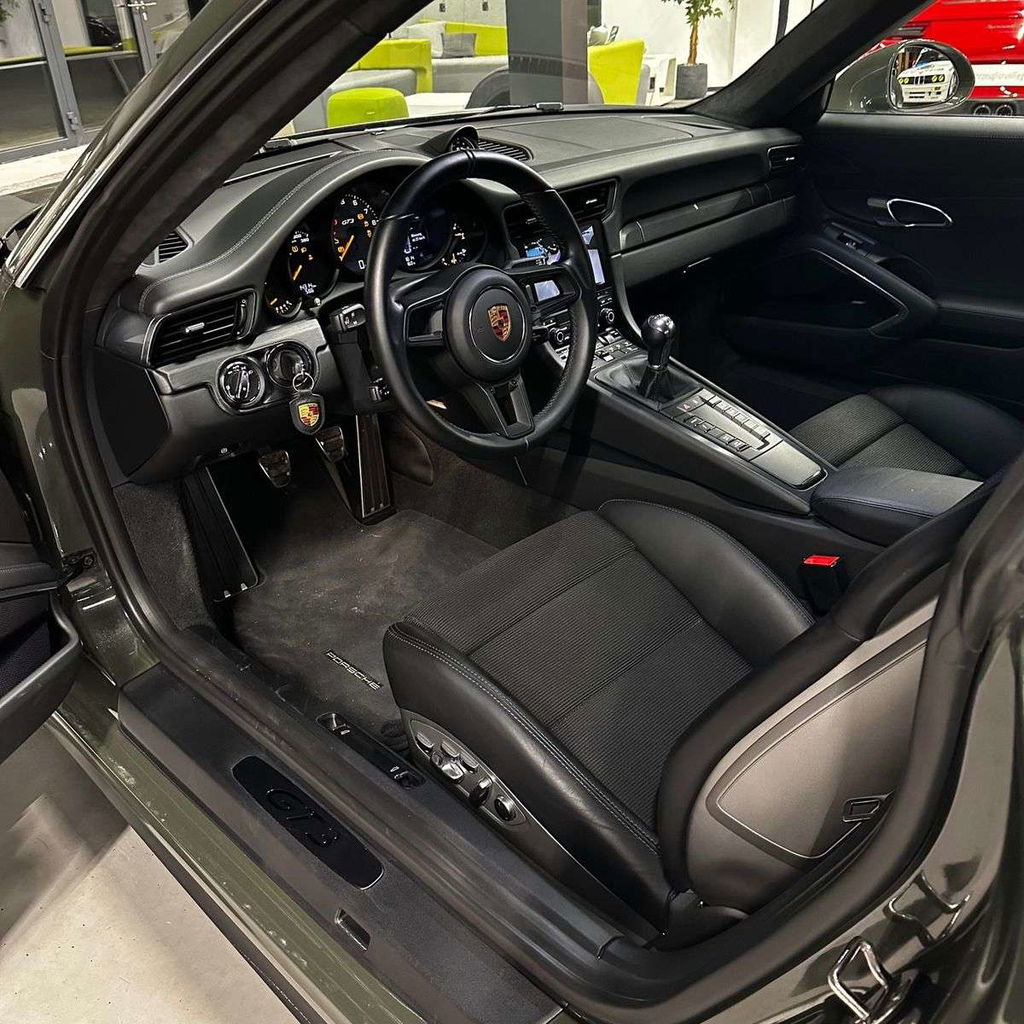 Porsche 991 GT3 Touring