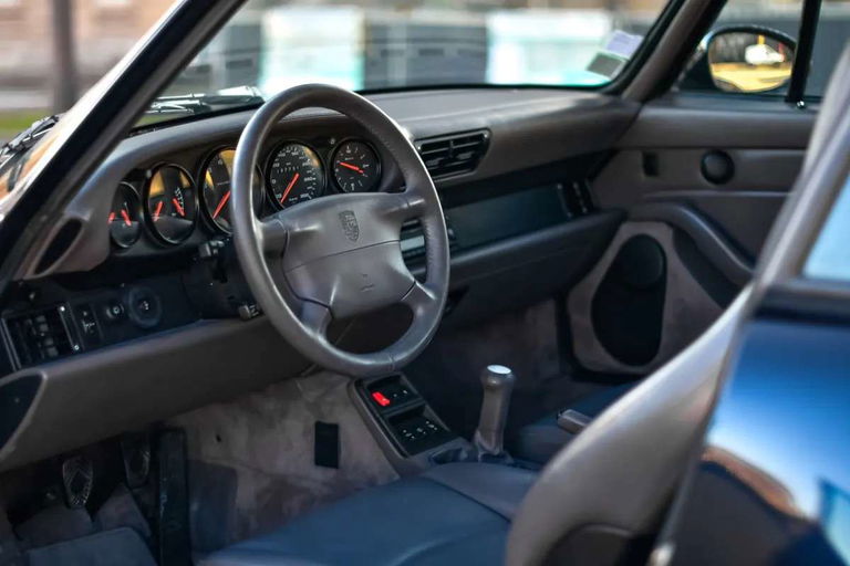 Porsche 993 Carrera 4S