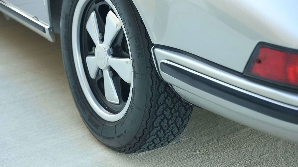 Porsche 911 S (F-Modell)