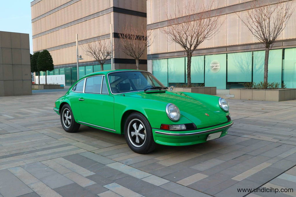 Porsche 911 T