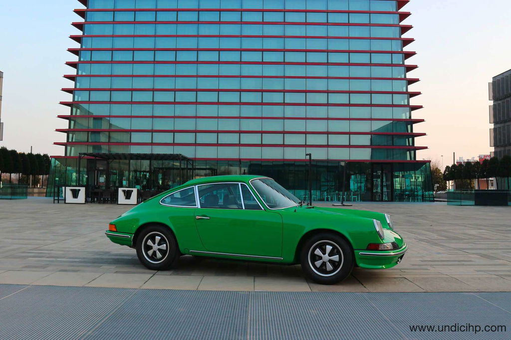 Porsche 911 T