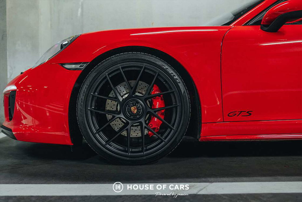 Porsche 991.2 Carrera GTS