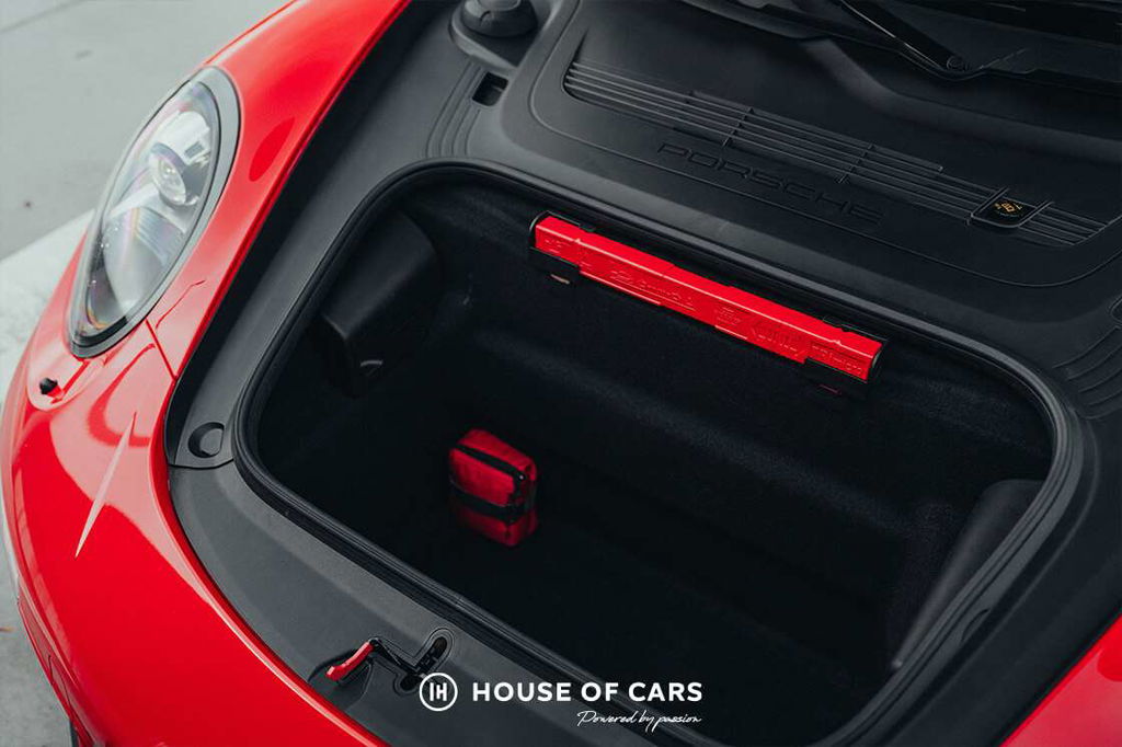 Porsche 991.2 Carrera GTS