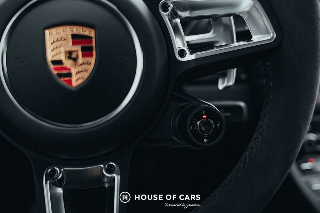 Porsche 991.2 Carrera GTS