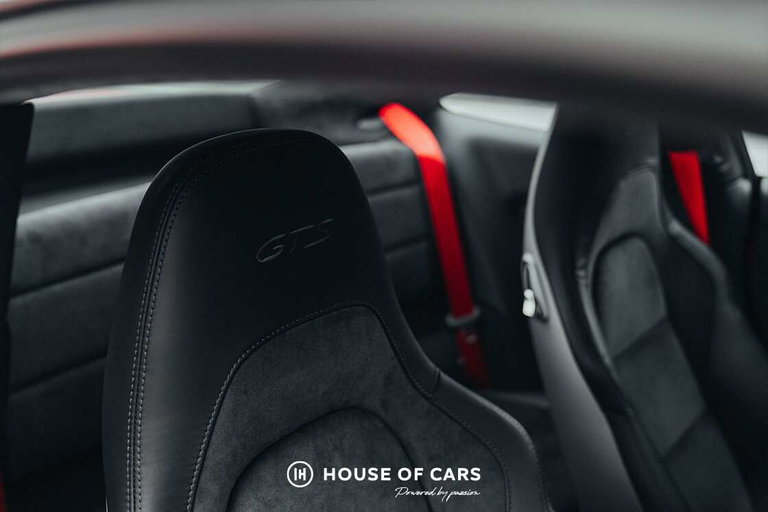 Porsche 991.2 Carrera GTS