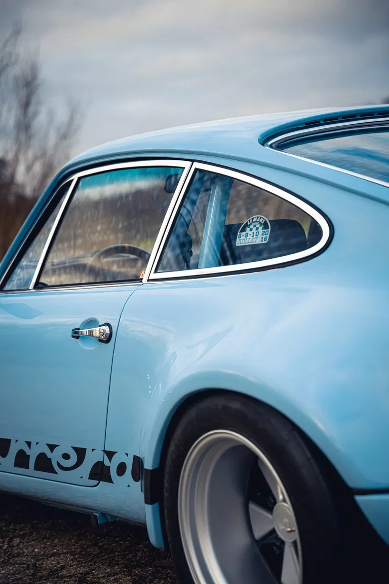 Porsche 911 Backdate