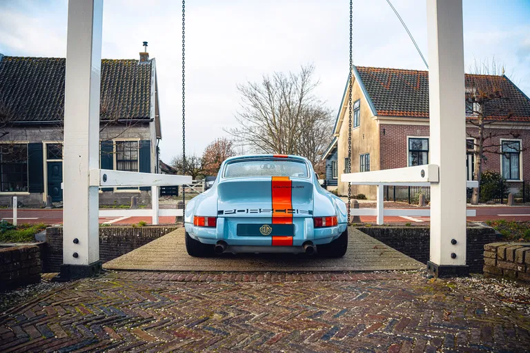 Porsche 911 Backdate