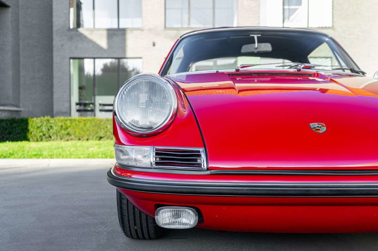 Porsche 911 S (F-Modell)