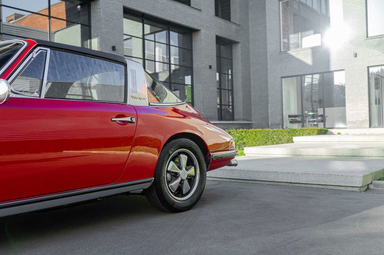 Porsche 911 S (F-Modell)