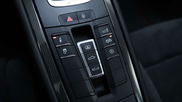 Porsche 991.2 Carrera 4 GTS