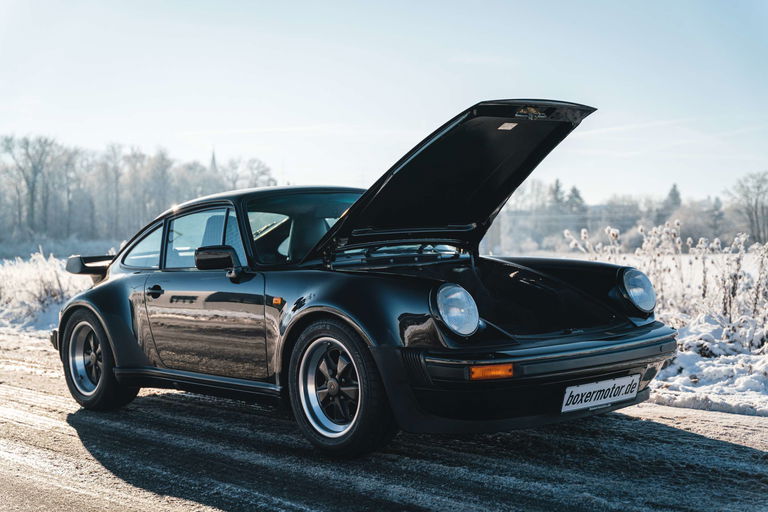 Porsche 911 Turbo 3.3