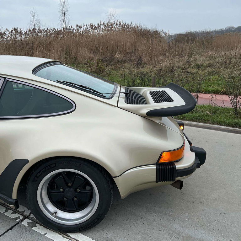 Porsche 911 Turbo 3.0