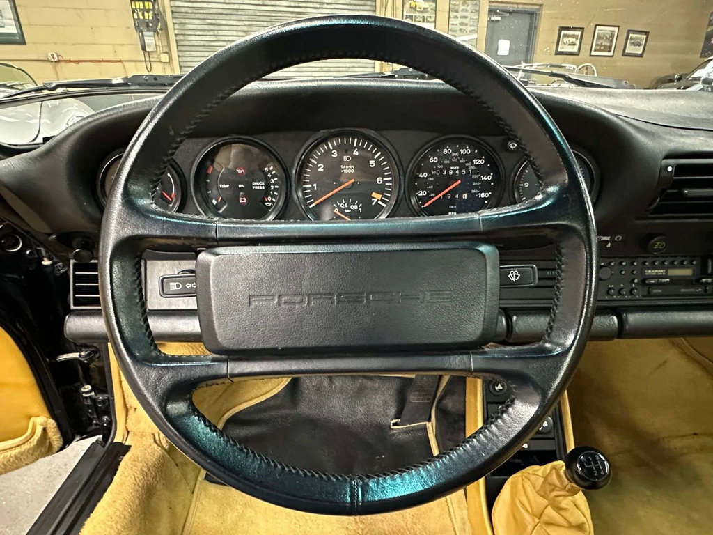 Porsche 911 Turbo 3.3 (US)