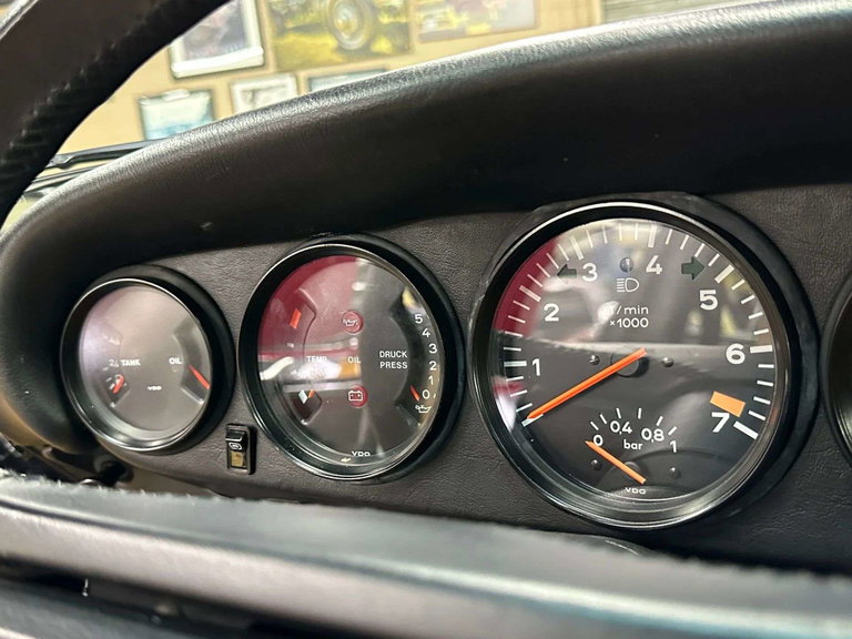 Porsche 911 Turbo 3.3 (US)