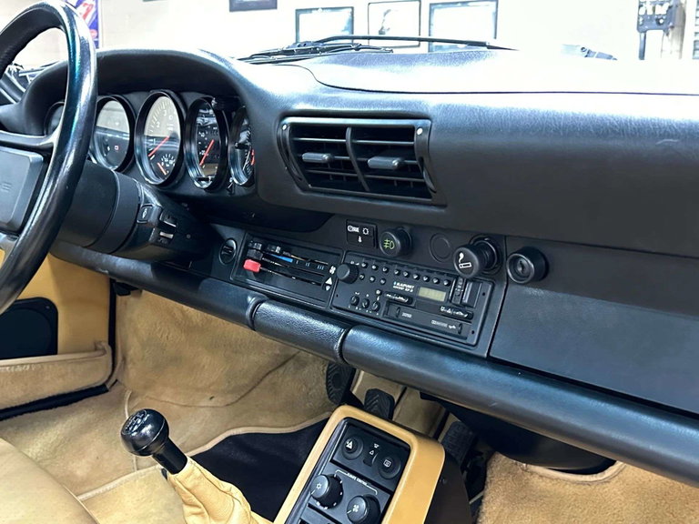 Porsche 911 Turbo 3.3 (US)